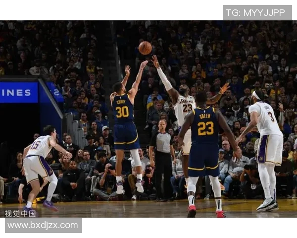 2007年湖人与国王的经典对决回顾与精彩瞬间分析 2007年湖人与国王的经典对决回顾与精彩瞬间分析